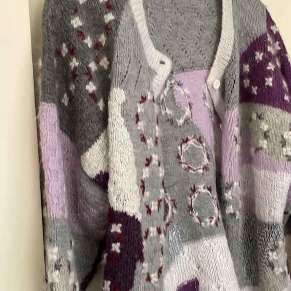 Hand knitted - Picture 3 of 3